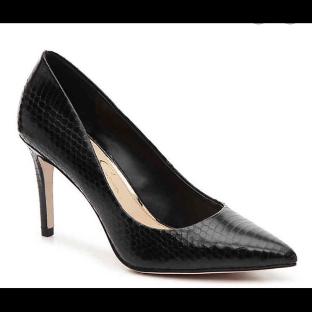 Jessica Simpson Carpena pump